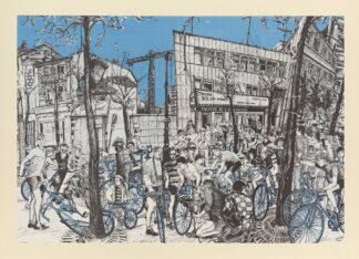 Cyclistes devant le théâtre de l’Est Parisien by Anonymous