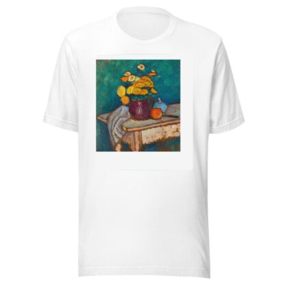 Stillleben mit Tuch, Blumen im Krug, Apfel und Behälter auf Tisch by Alexej von Jawlensky T-Shirt